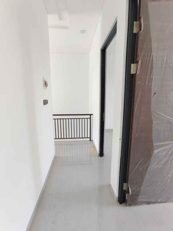 dijual rumah pondok hijau