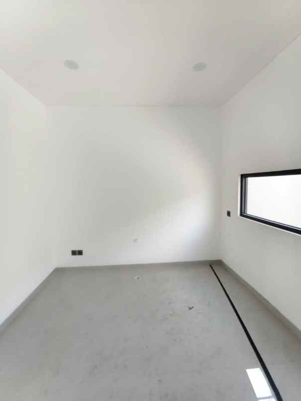 dijual rumah pondok hijau