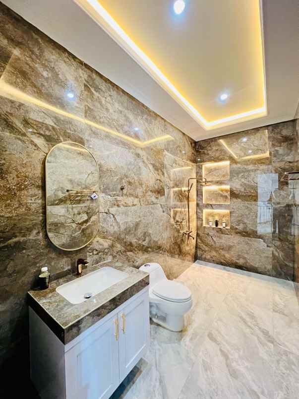 dijual rumah pondok indah