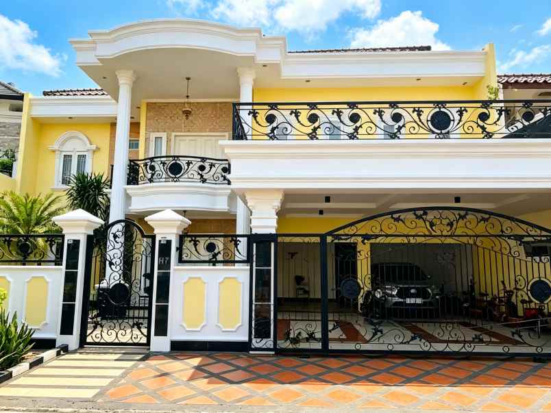 dijual rumah pondok kelapa