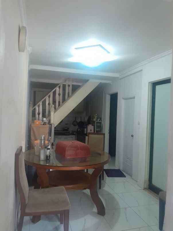 dijual rumah pondok pucung pondok aren