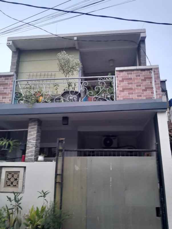 dijual rumah pondok pucung pondok aren