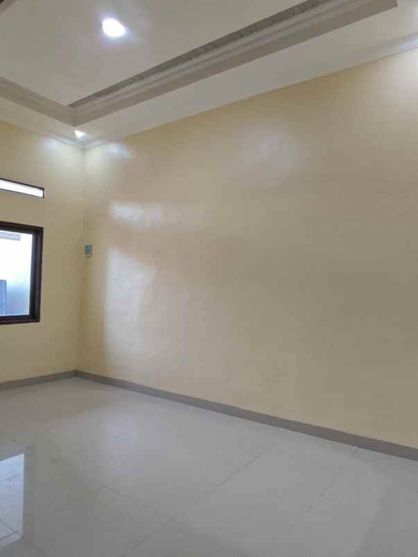 dijual rumah pondok ungu permai cluster