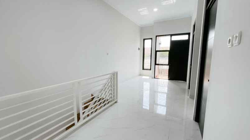 dijual rumah pondok ungu permai sektor