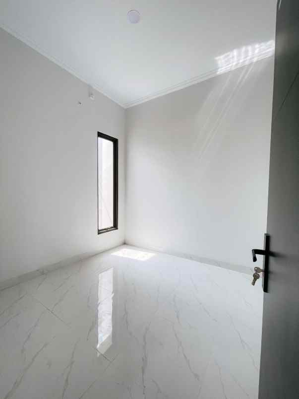 dijual rumah pondok ungu permai sektor