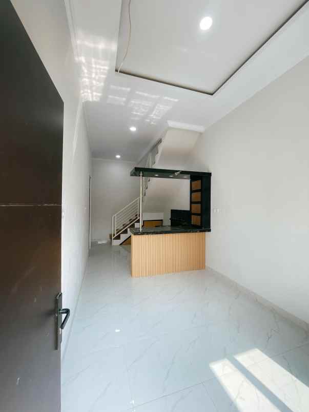 dijual rumah pondok ungu permai sektor