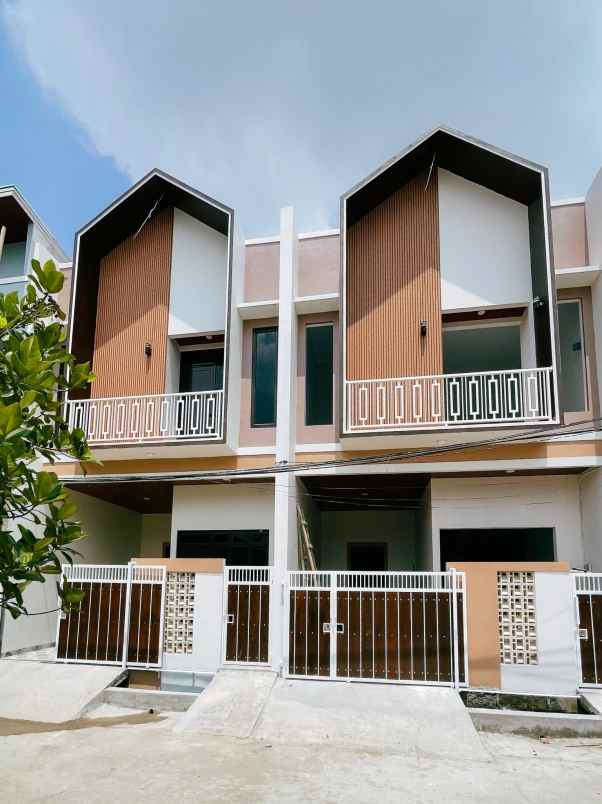 dijual rumah pondok ungu permai sektor