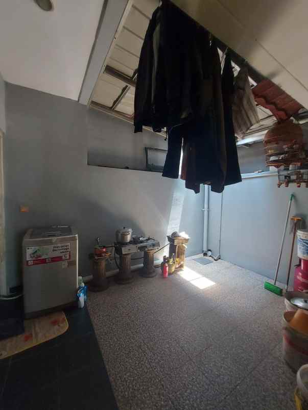 dijual rumah premier riviera jatinegara