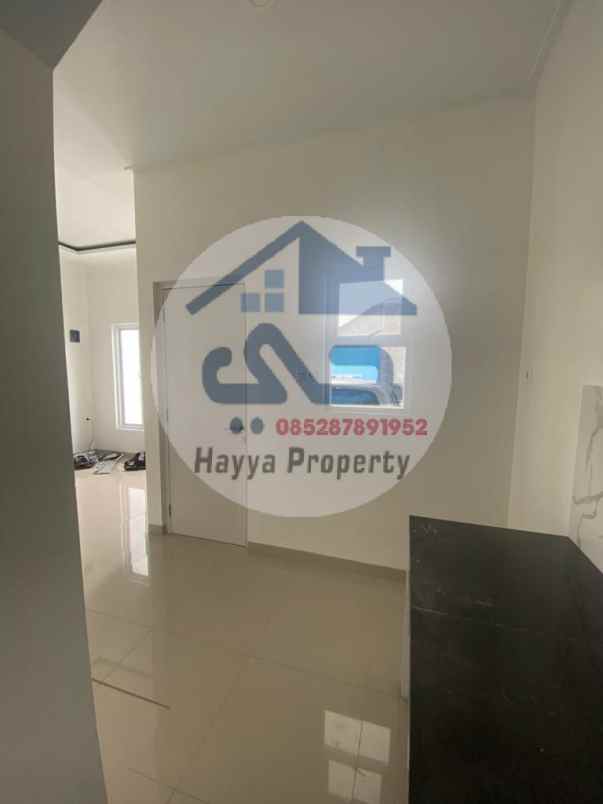 dijual rumah premium 2 lantai di jakarta barat