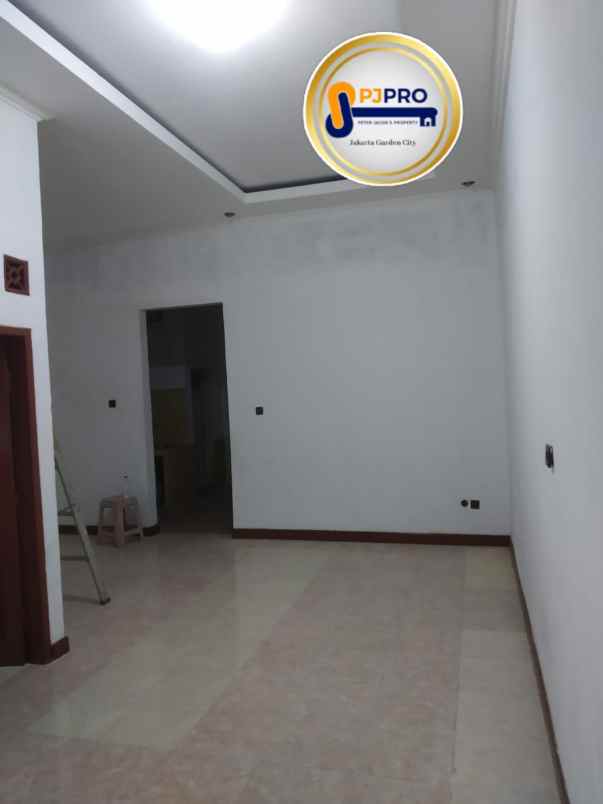 dijual rumah pulogebang