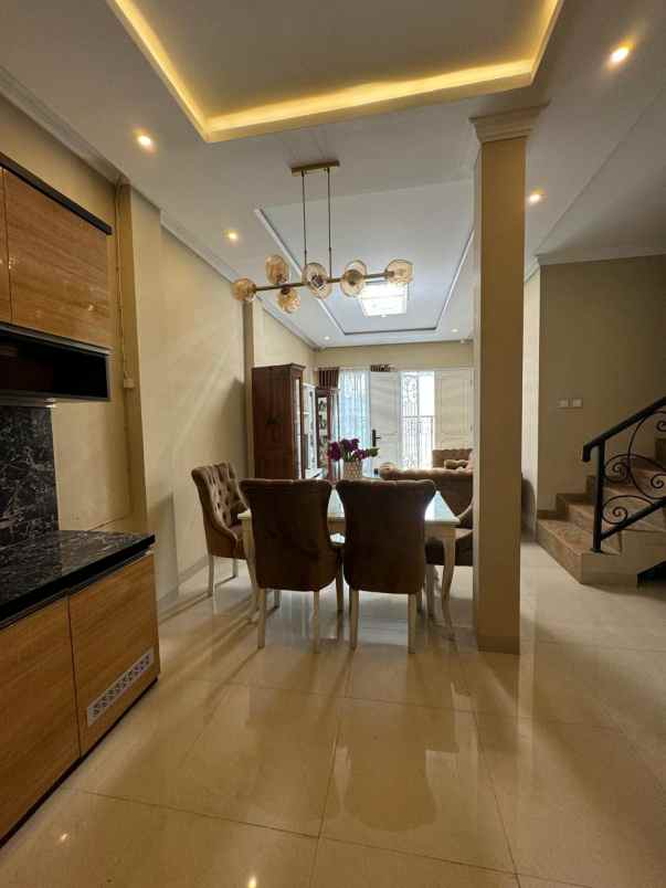 dijual rumah puri asrana sawangan