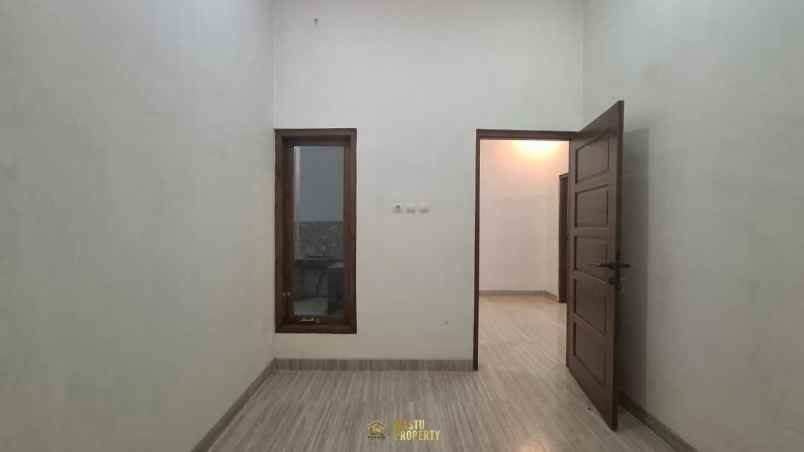 dijual rumah purwomartani