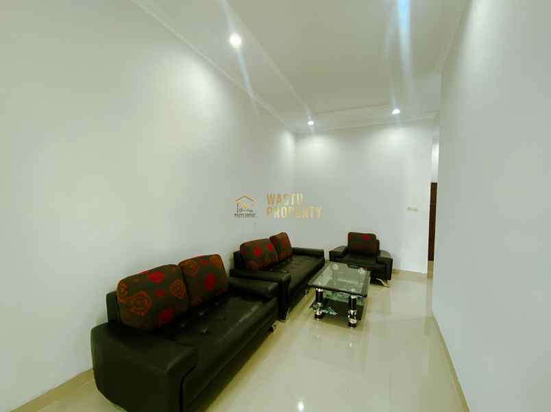 dijual rumah purwomartani kalasan