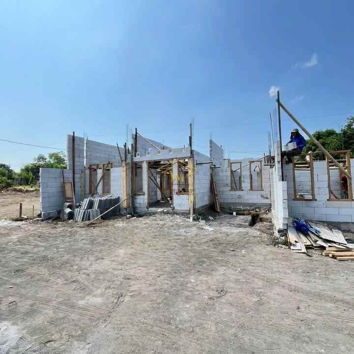 dijual rumah purwomartani kec kalasan