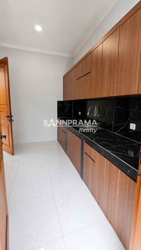 dijual rumah rangkapan jaya baru