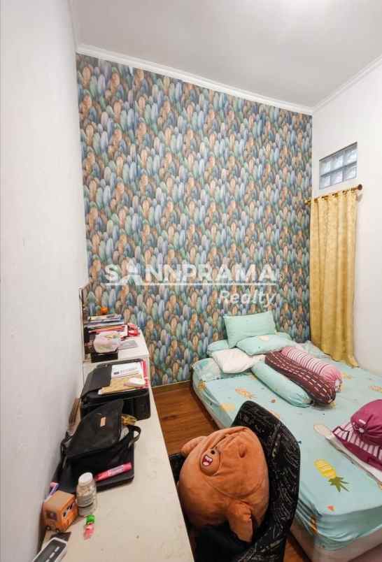 dijual rumah ratu jaya