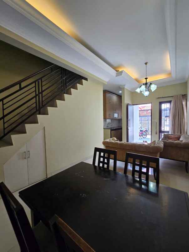 dijual rumah rawamangun jakarta timur