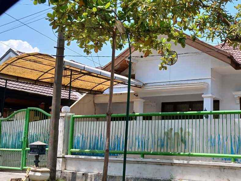 dijual rumah rungkut mapan