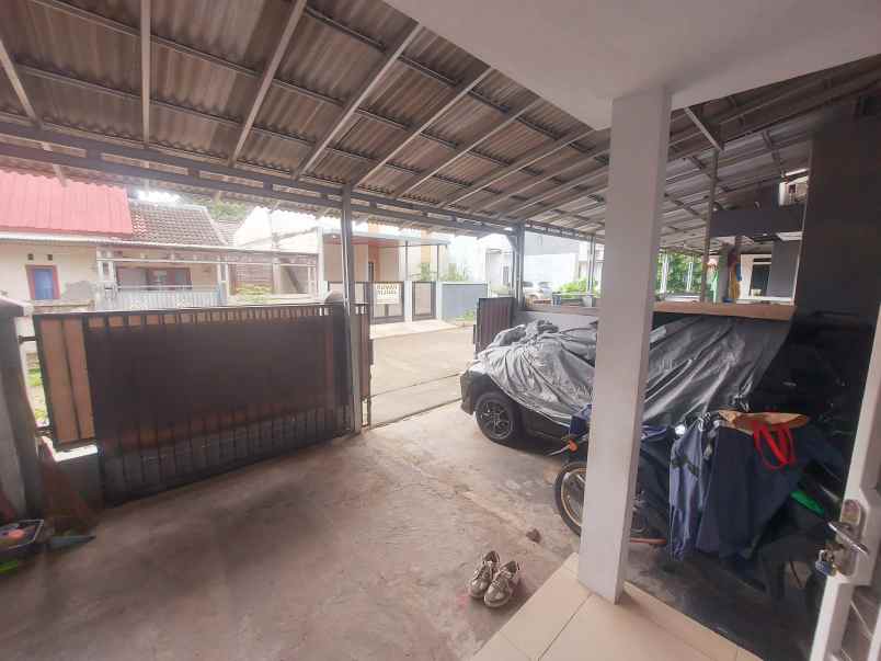 dijual rumah sasakpanjang permai