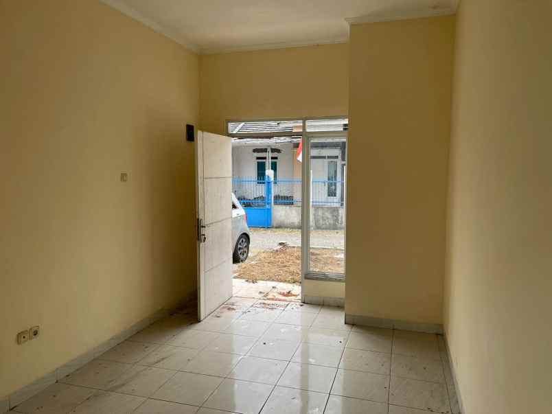 dijual rumah sawangan bedahan depok