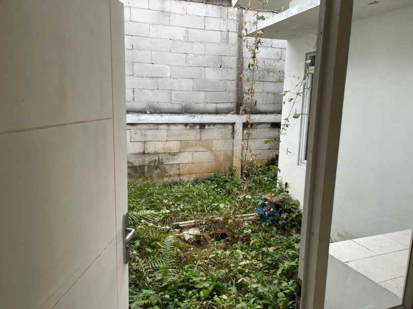 dijual rumah sawangan bedahan depok