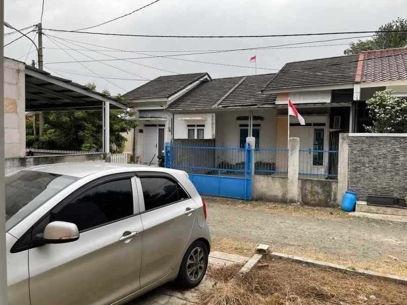dijual rumah sawangan bedahan depok