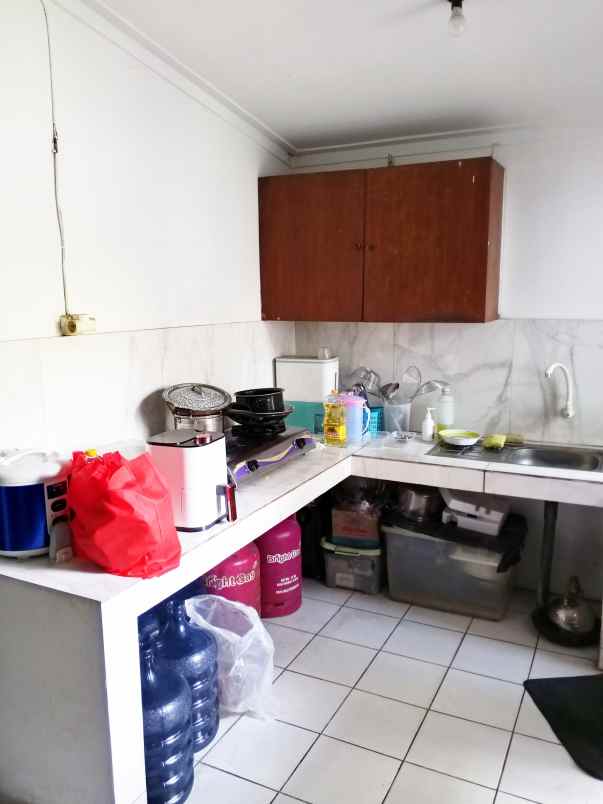 dijual rumah second kawasan bintaro sektor 2