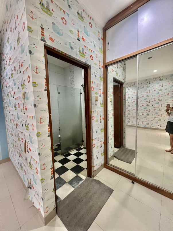 dijual rumah semi furnished di cluster gading viera