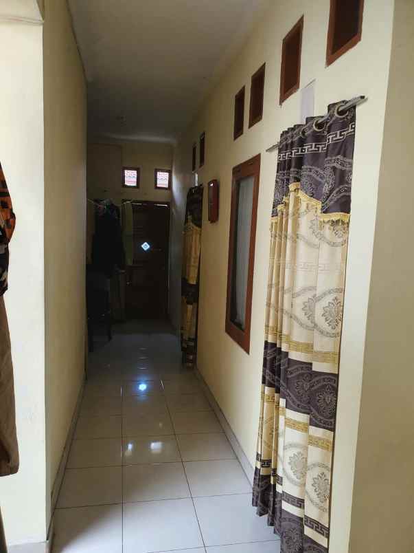 dijual rumah siap huni