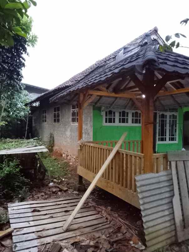 dijual rumah siap huni