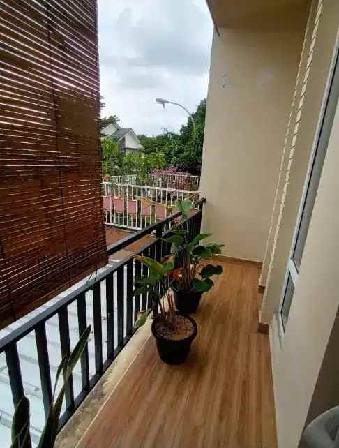 dijual rumah siap huni dalam komplek perumahan ciputat