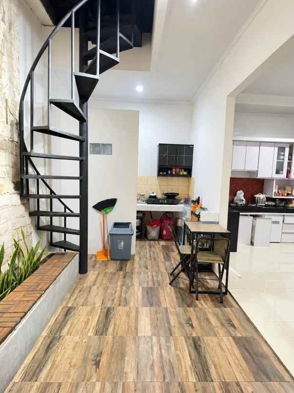 dijual rumah siap huni di citra gran cibubur