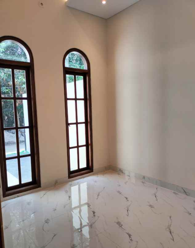dijual rumah sleman