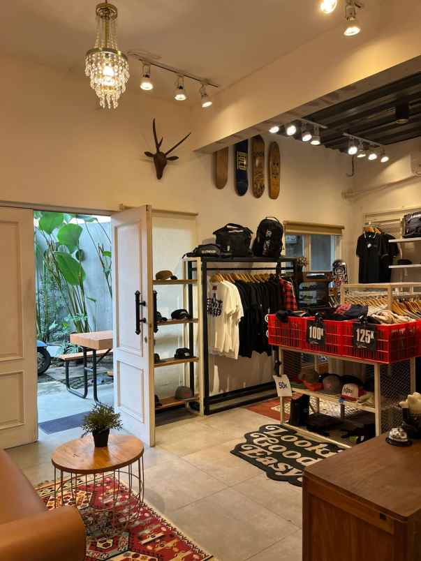 dijual rumah solontongan karawitan