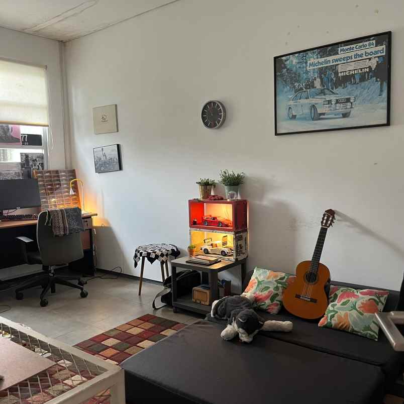 dijual rumah solontongan karawitan