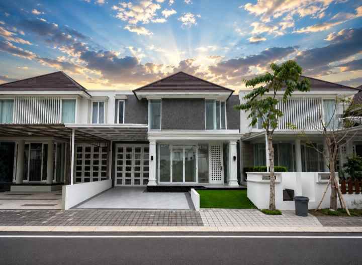 dijual rumah stone gate citraland