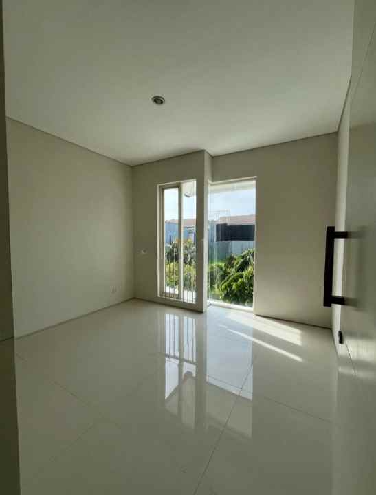 dijual rumah stone gate citraland