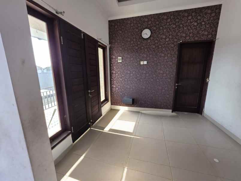 dijual rumah strategis di tengah kota denpasar