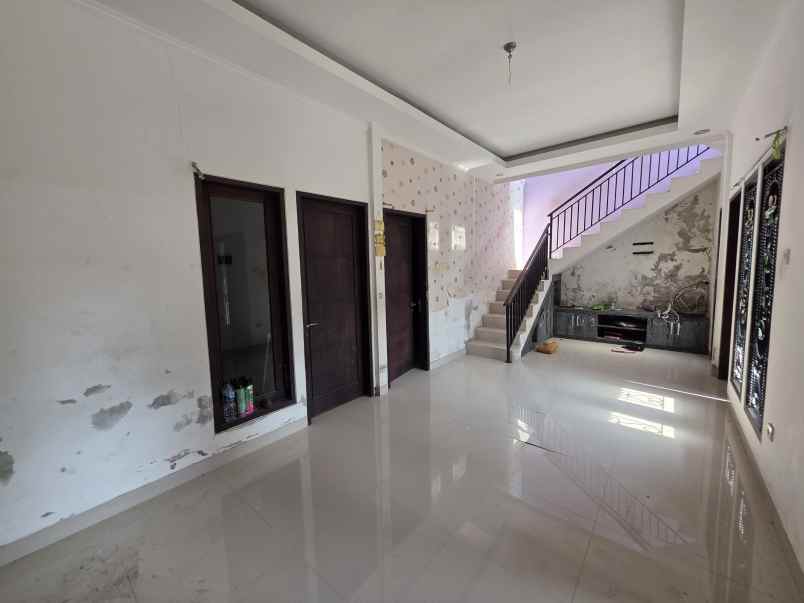 dijual rumah strategis di tengah kota denpasar