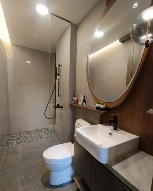 dijual rumah sultan di summarecon bandung