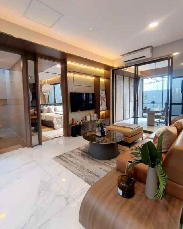 dijual rumah sultan di summarecon bandung