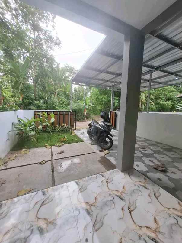 dijual rumah sumberharjo