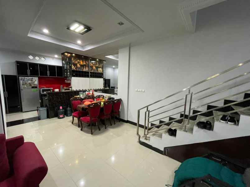 dijual rumah sunter dki