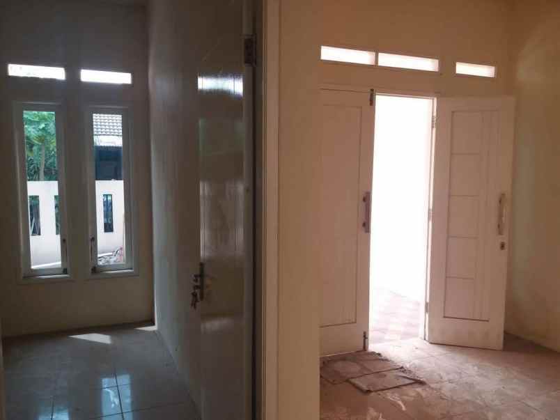 dijual rumah taman harapan baru kota bekasi