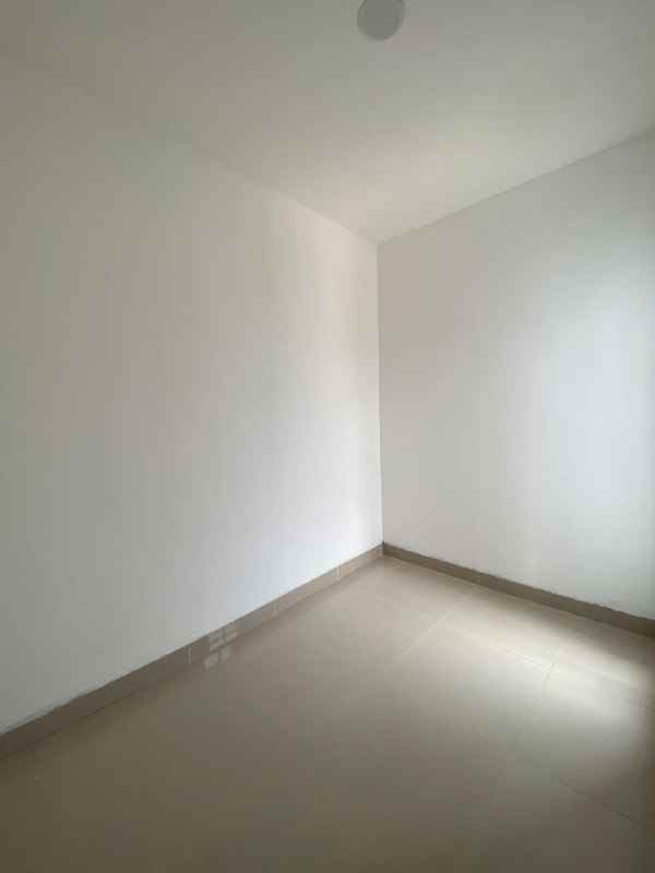 dijual rumah taman jivva