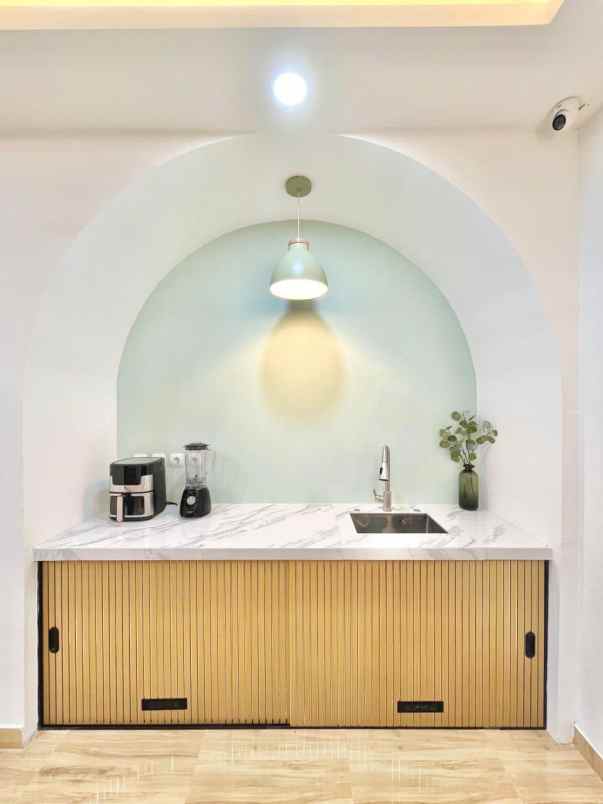 dijual rumah taman sari