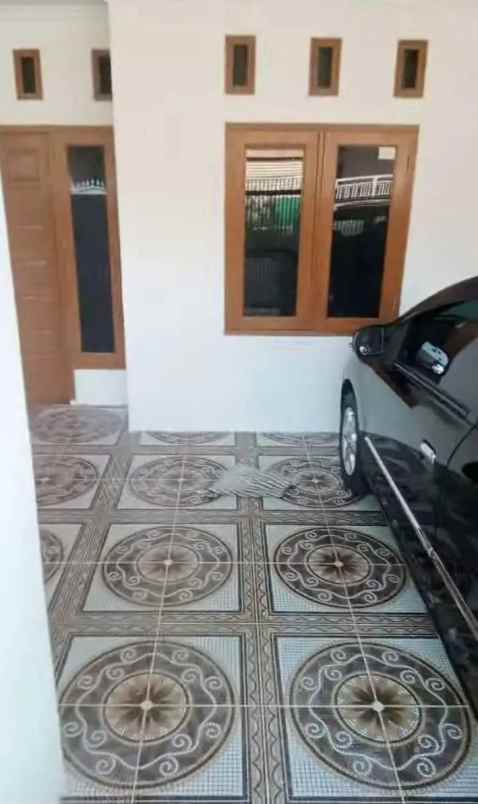 dijual rumah taman wisma asri