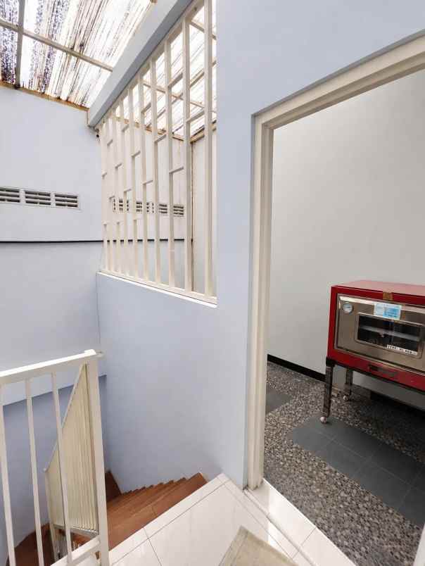 dijual rumah tidar