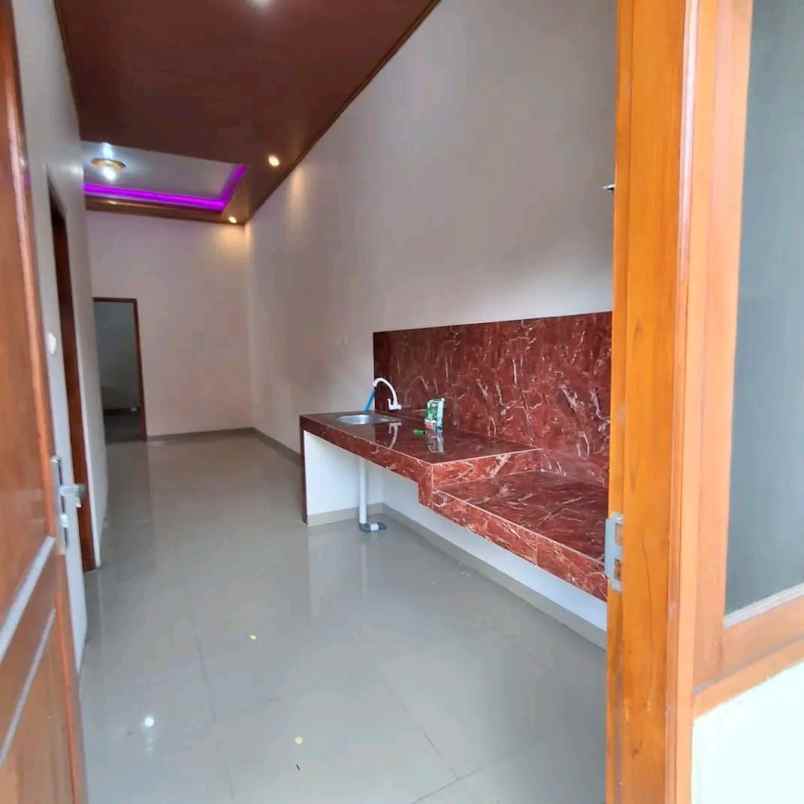dijual rumah tirtomartani
