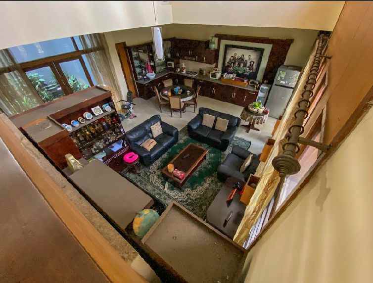 dijual rumah turangga buah batu 7 5 m nego